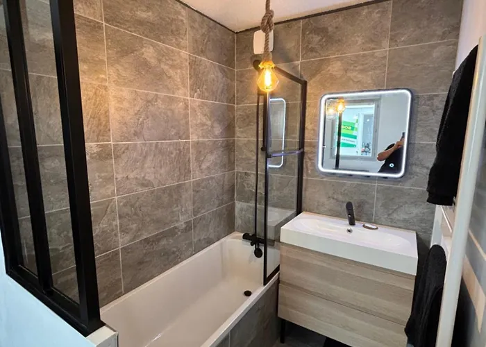 Charmant Appartement Toulouse * 툴루즈